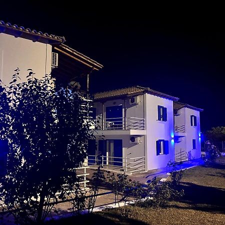 Alexandros Apartments Nydri 外观 照片