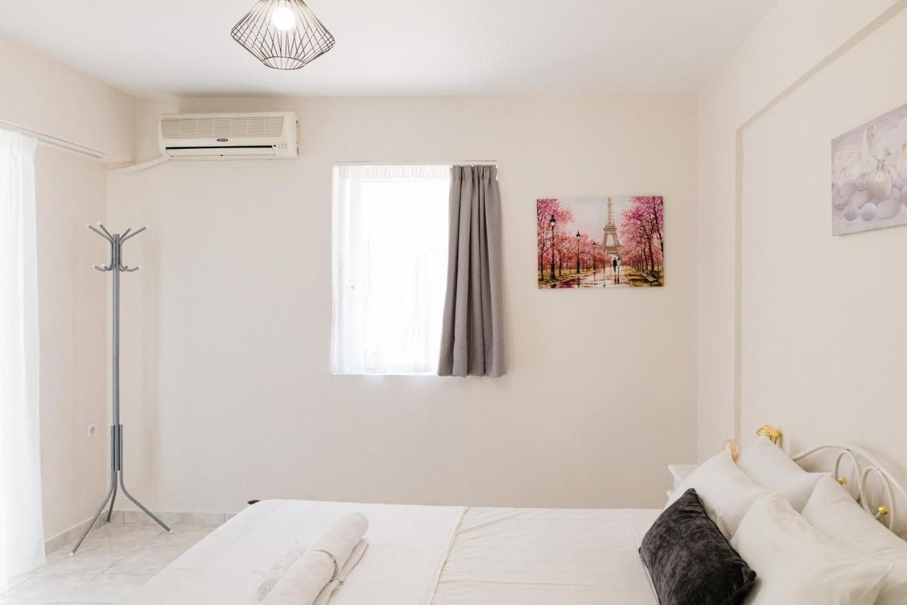 Alexandros Apartments Nydri 外观 照片